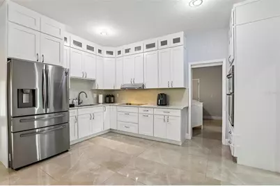 2703 Auburn Avenue W, Tampa, FL 33614 - Photo 7
