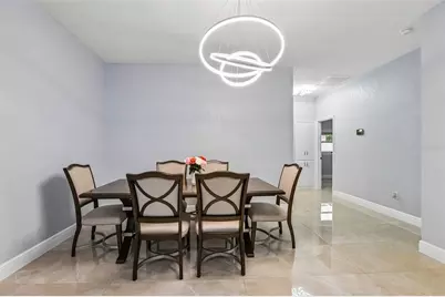 2703 Auburn Avenue W, Tampa, FL 33614 - Photo 5