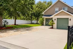 2328 Pleasure Run Dr, Ruskin, FL 33570 - Photo 5