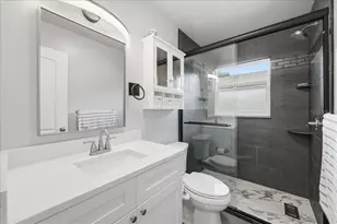 311 45th Ave N, Saint Petersburg, FL 33703 - Photo 21