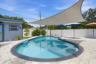 311 45th Ave N, Saint Petersburg, FL 33703 - Photo 31