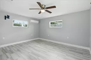 311 45th Ave N, Saint Petersburg, FL 33703 - Photo 23