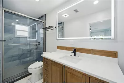 311 45th Avenue N, Saint Petersburg, FL 33703 - Photo 17