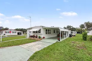 37249 Hammond Dr, Zephyrhills, FL 33541 - Photo 1
