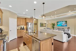 6420 Seasound Dr, Apollo Beach, FL 33572 - Photo 11