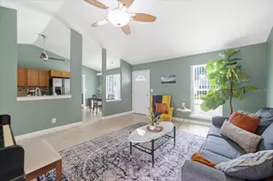 8304 Riverboat Dr, Tampa, FL 33637 - Photo 5