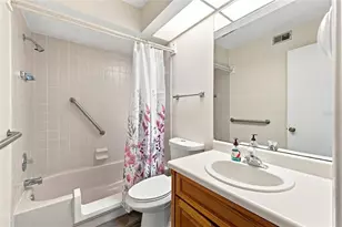 8013 Picketts Ct, Weeki Wachee, FL 34613 - Photo 13