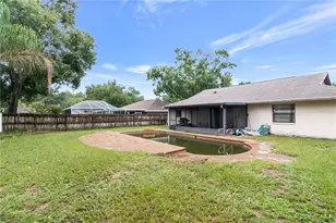 13613 Old Farm Dr, Tampa, FL 33625 - Photo 23