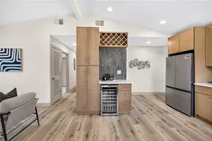10920 N 14th St, Tampa, FL 33612 - Photo 3