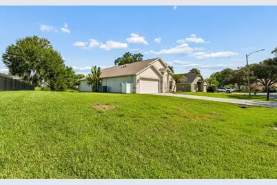 23450 Cherbourg Loop, Land O Lakes, FL 34639 - Photo 19