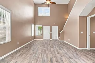 1717 Mosaic Forest Dr, Seffner, FL 33584 - Photo 9