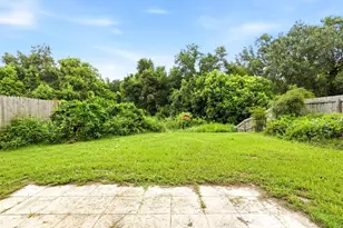 1717 Mosaic Forest Dr, Seffner, FL 33584 - Photo 19