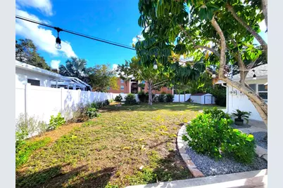 14196 Jeff Road, Largo, FL 33774 - Photo 5