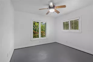 6663 Date Palm Ave S, Saint Petersburg, FL 33707 - Photo 11