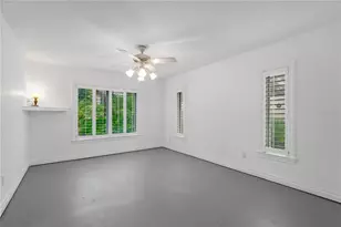 6663 Date Palm Ave S, Saint Petersburg, FL 33707 - Photo 7