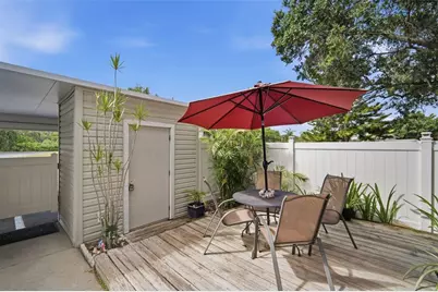 8350 Savannah Trace Circle #305, Tampa, FL 33615 - Photo 5