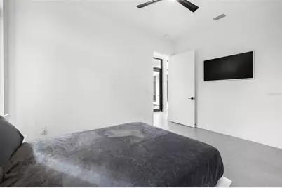 1304 W Fribley Street, Tampa, FL 33603 - Photo 25