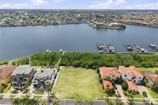 6111 Lagomar Ln, Apollo Beach, FL 33572 - Photo 1