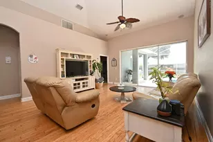 12106 Palm St, San Antonio, FL 33576 - Photo 11