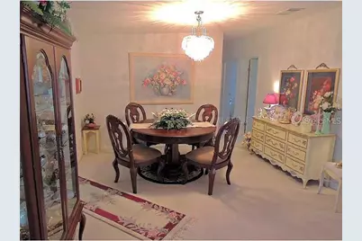 37535 New Horizons Boulevard, Zephyrhills, FL 33541 - Photo 3