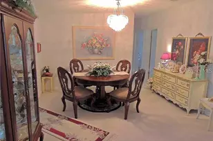 37535 New Horizons Blvd, Zephyrhills, FL 33541 - Photo 3