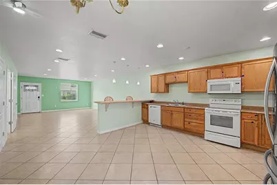 2106 Pine Chace Court, Tampa, FL 33613 - Photo 13