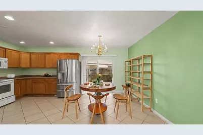 2106 Pine Chace Court, Tampa, FL 33613 - Photo 9