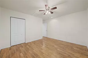 2106 Pine Chace Ct, Tampa, FL 33613 - Photo 29