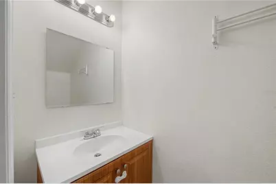 2106 Pine Chace Court, Tampa, FL 33613 - Photo 31