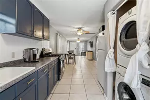 1171 Highland Ct N, Saint Petersburg, FL 33701 - Photo 11
