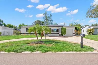 6116 52nd Avenue N, Kenneth City, FL 33709 - Photo 1