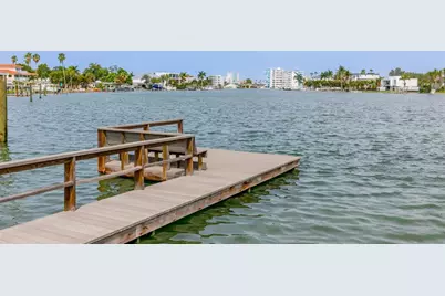 10350 Paradise Boulevard, Treasure Island, FL 33706 - Photo 37
