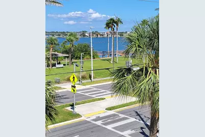 17960 Gulf Boulevard #101, Redington Shores, FL 33708 - Photo 5