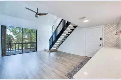 1328 Pelican Creek Crossing #D, Saint Petersburg, FL 33707 - Photo 15