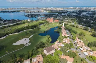 1328 Pelican Creek Crossing, Saint Petersburg, FL 33707 - Photo 29