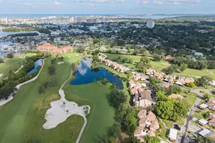 1328 Pelican Creek Crossing, Saint Petersburg, FL 33707 - Photo 7