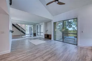 1328 Pelican Creek Crossing, Saint Petersburg, FL 33707 - Photo 95