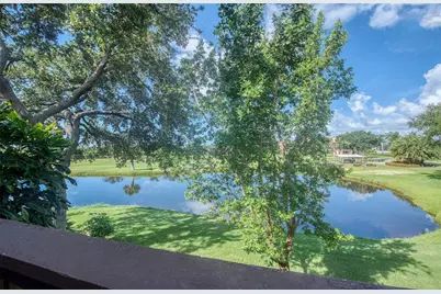 1328 Pelican Creek Crossing #D, Saint Petersburg, FL 33707 - Photo 39