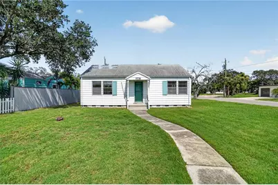 3050 Dupont Street S, Gulfport, FL 33707 - Photo 5