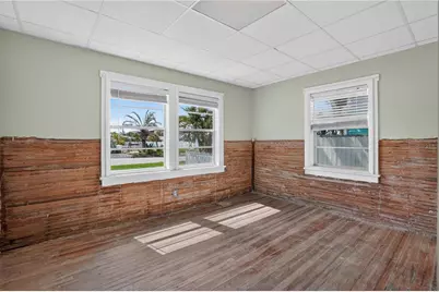 3050 Dupont Street S, Gulfport, FL 33707 - Photo 15