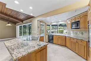 12580 Frank Dr N, Seminole, FL 33776 - Photo 5