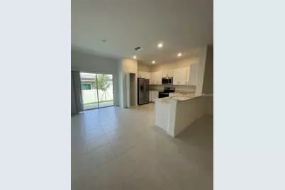 10199 Trumpet Honeysuckle Way, San Antonio, FL 33576 - Photo 7