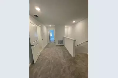 10199 Trumpet Honeysuckle Way, San Antonio, FL 33576 - Photo 11