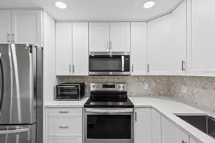 4335 Aegean Dr, Tampa, FL 33611 - Photo 15