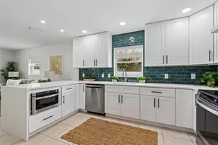2853 35th Ave N, Saint Petersburg, FL 33713 - Photo 9