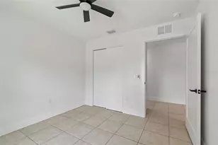 2853 35th Ave N, Saint Petersburg, FL 33713 - Photo 35