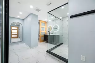 1 Beach Dr SE, Saint Petersburg, FL 33701 - Photo 53