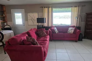 18714 Arbor Dr, Lutz, FL 33548 - Photo 5