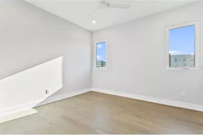 368 6th Street S #1, Saint Petersburg, FL 33701 - Photo 37