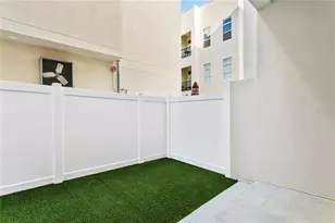 368 6th St S, Saint Petersburg, FL 33701 - Photo 41